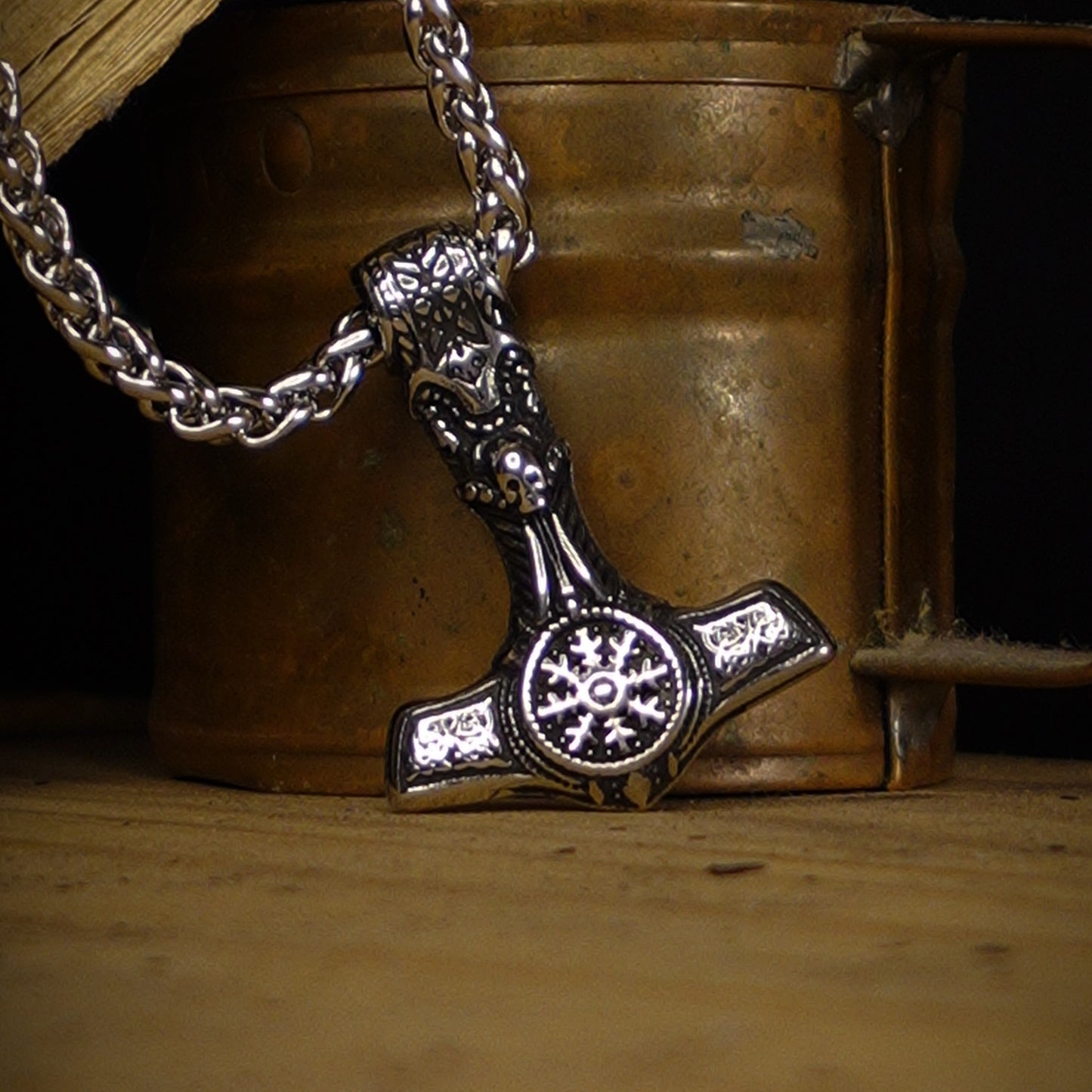 Collar Mjölnir IV
