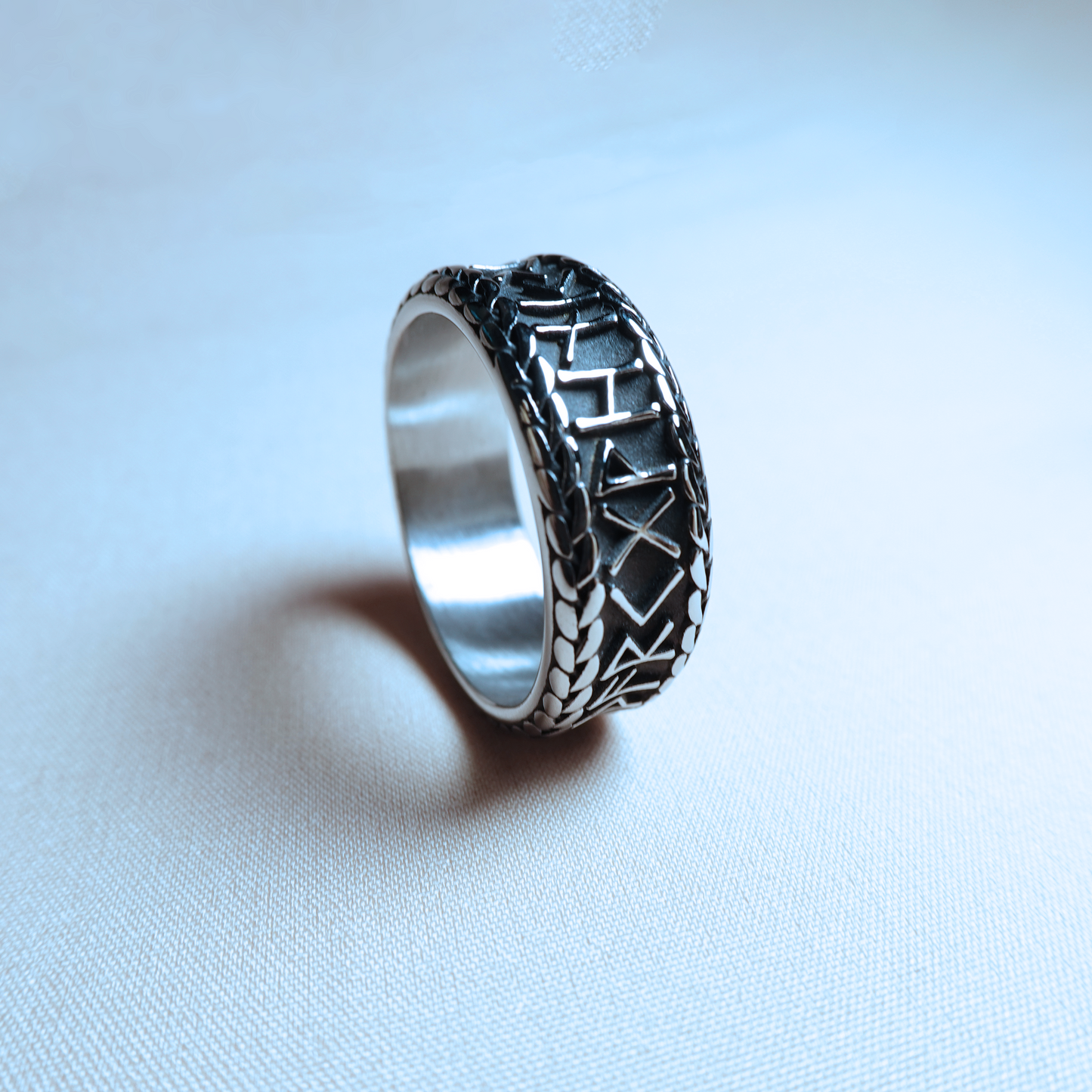 Anillo Rúnico I