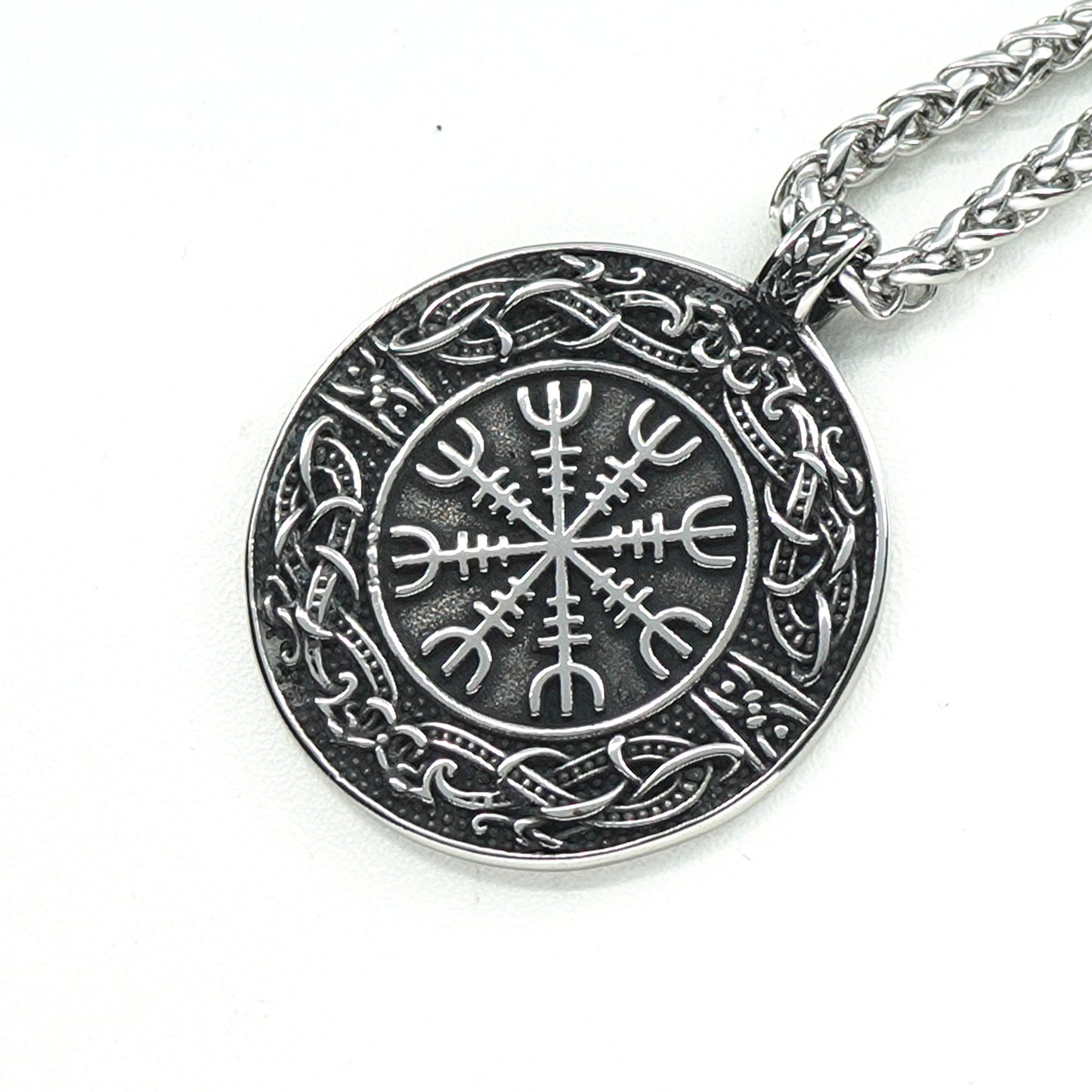 Collar Escudo Sagrado
