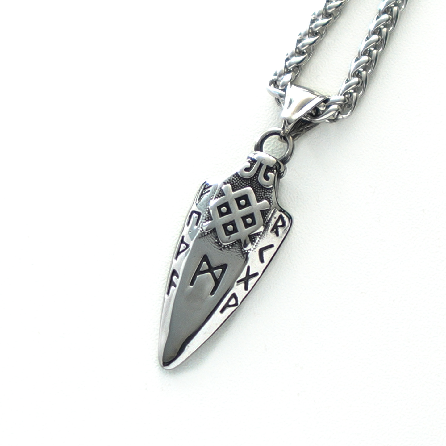 Collar Valknut