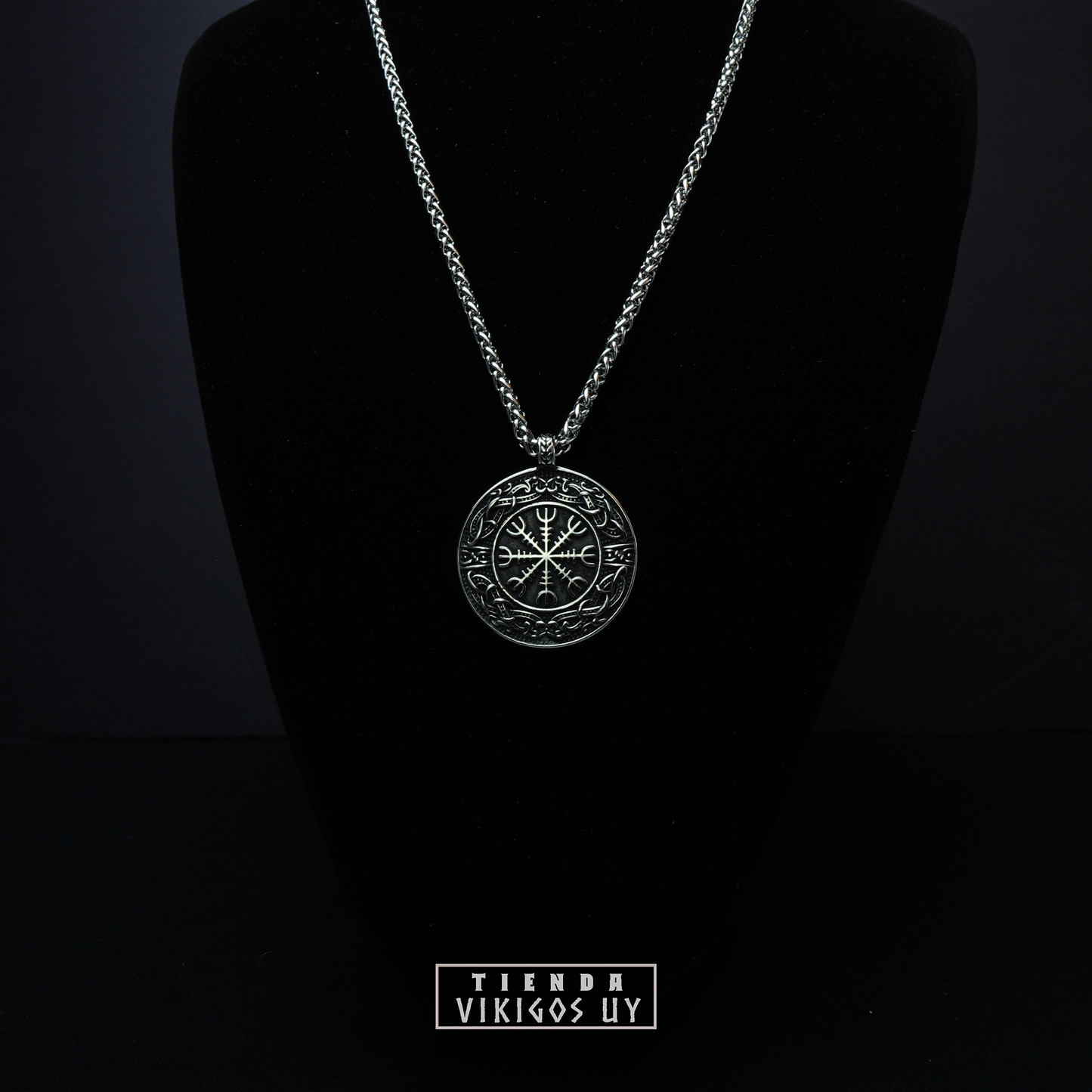 Collar Escudo Sagrado