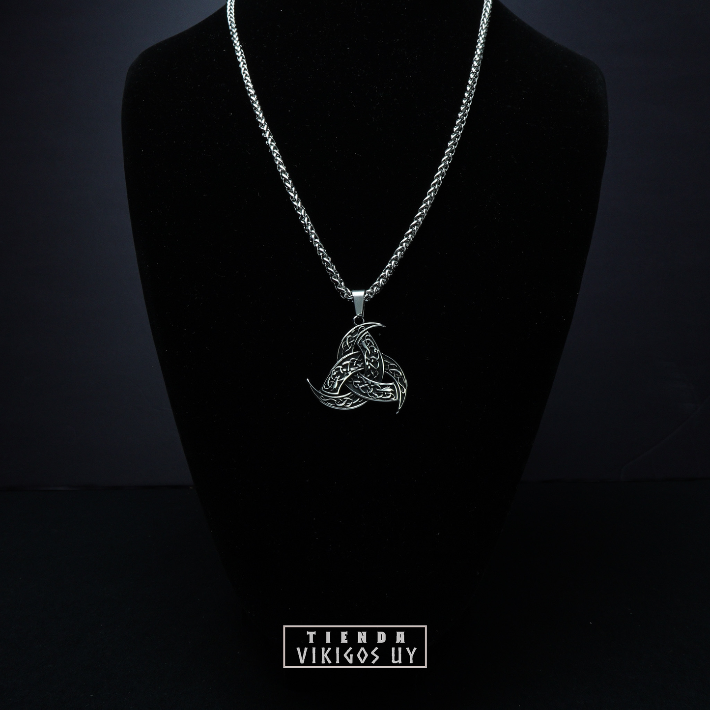 Collar Cuernos de Hidromiel