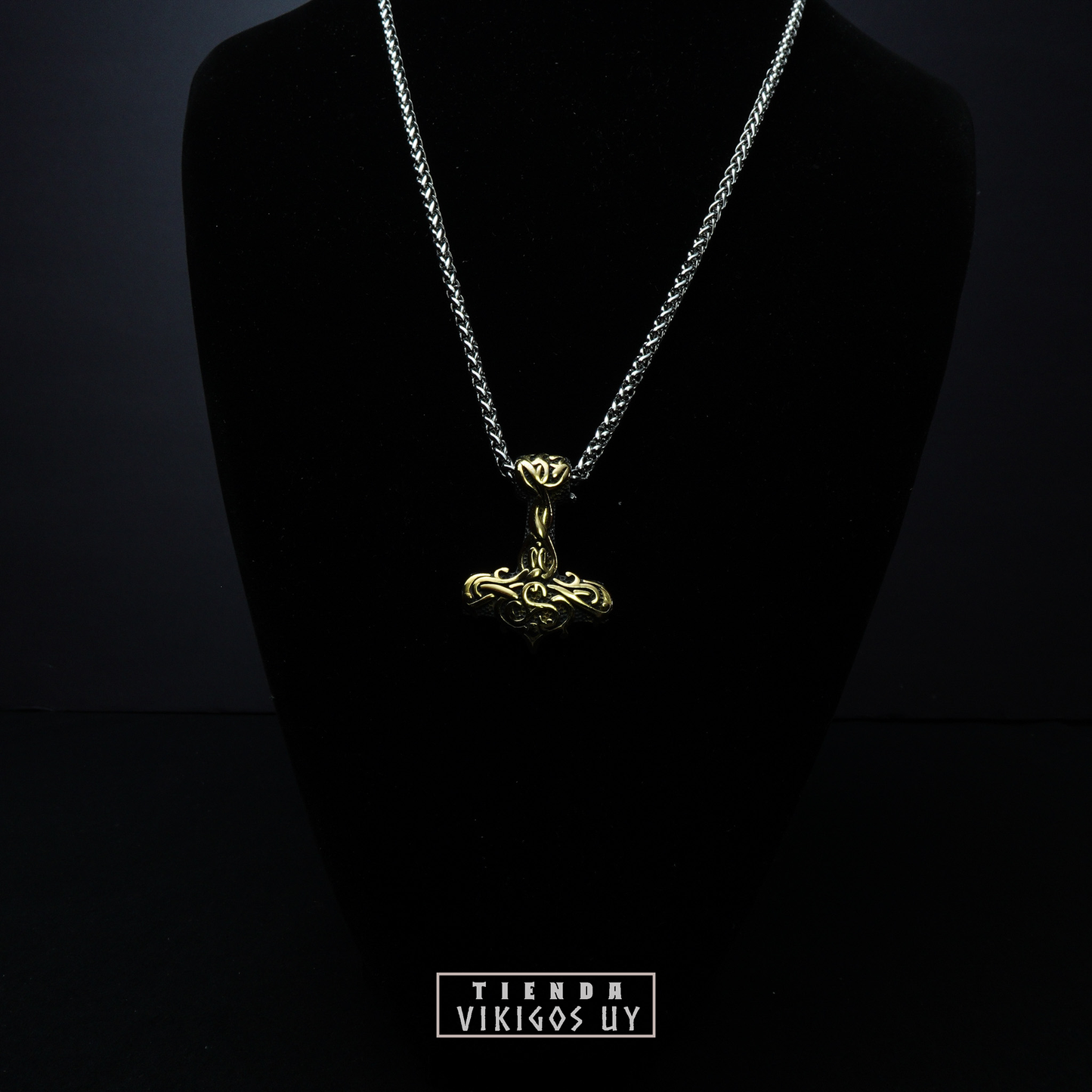 Collar Fuerza Intricada Oro