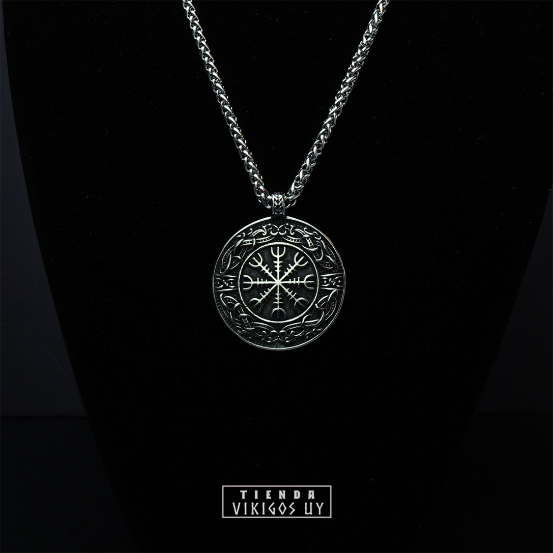 Collar Escudo Sagrado
