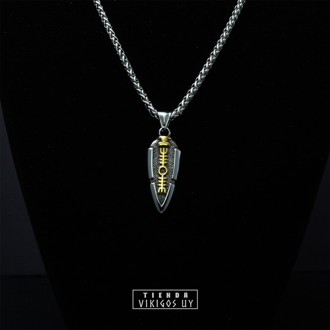 Collar en Flecha Valknut