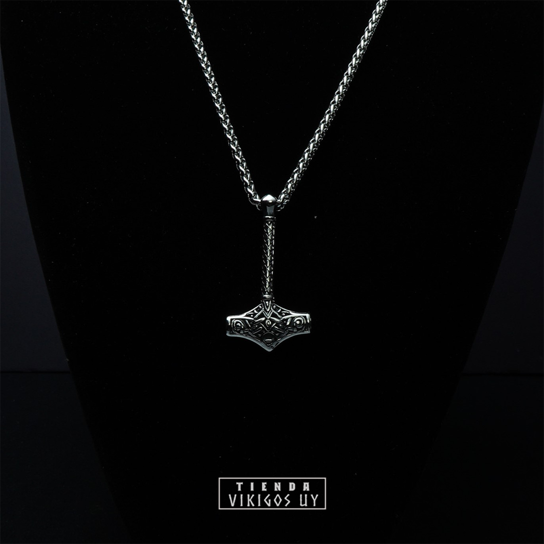 Collar Mjölnir III