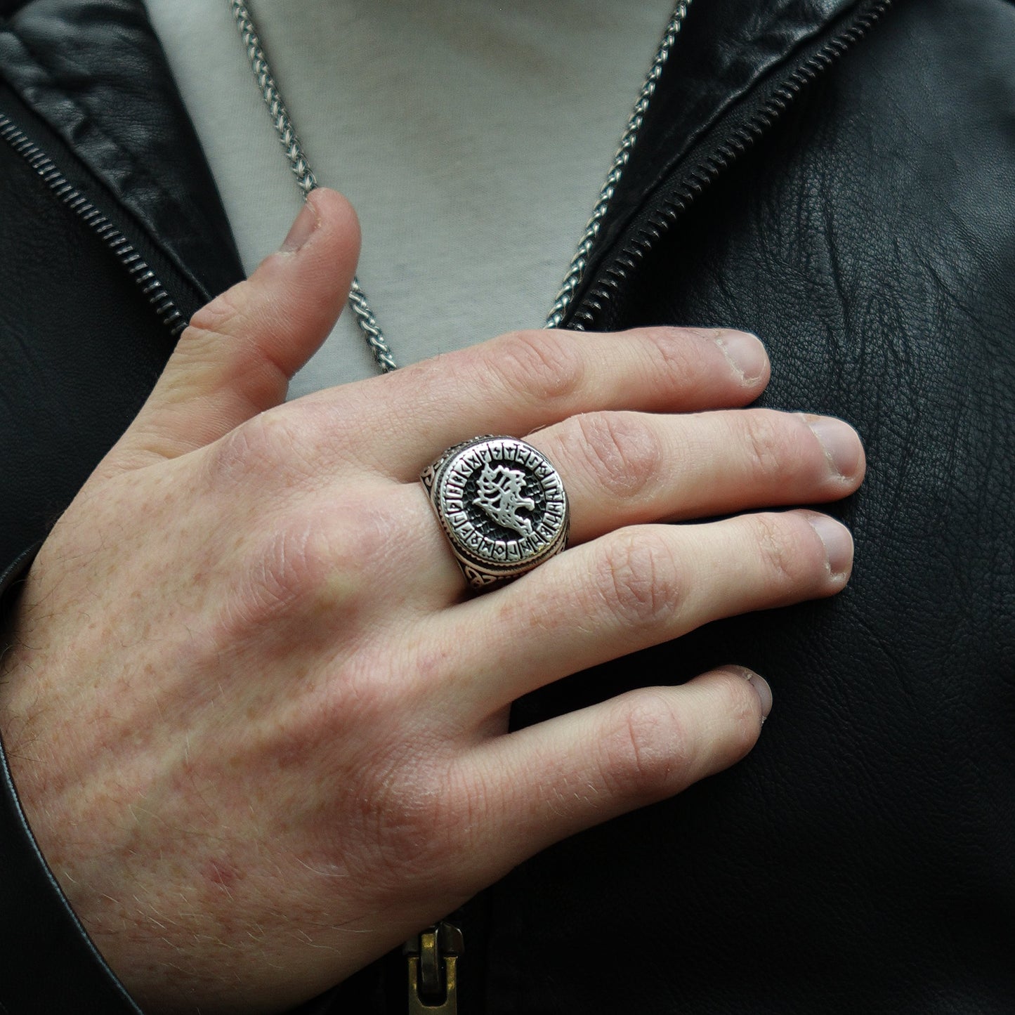 Anillo Lobo