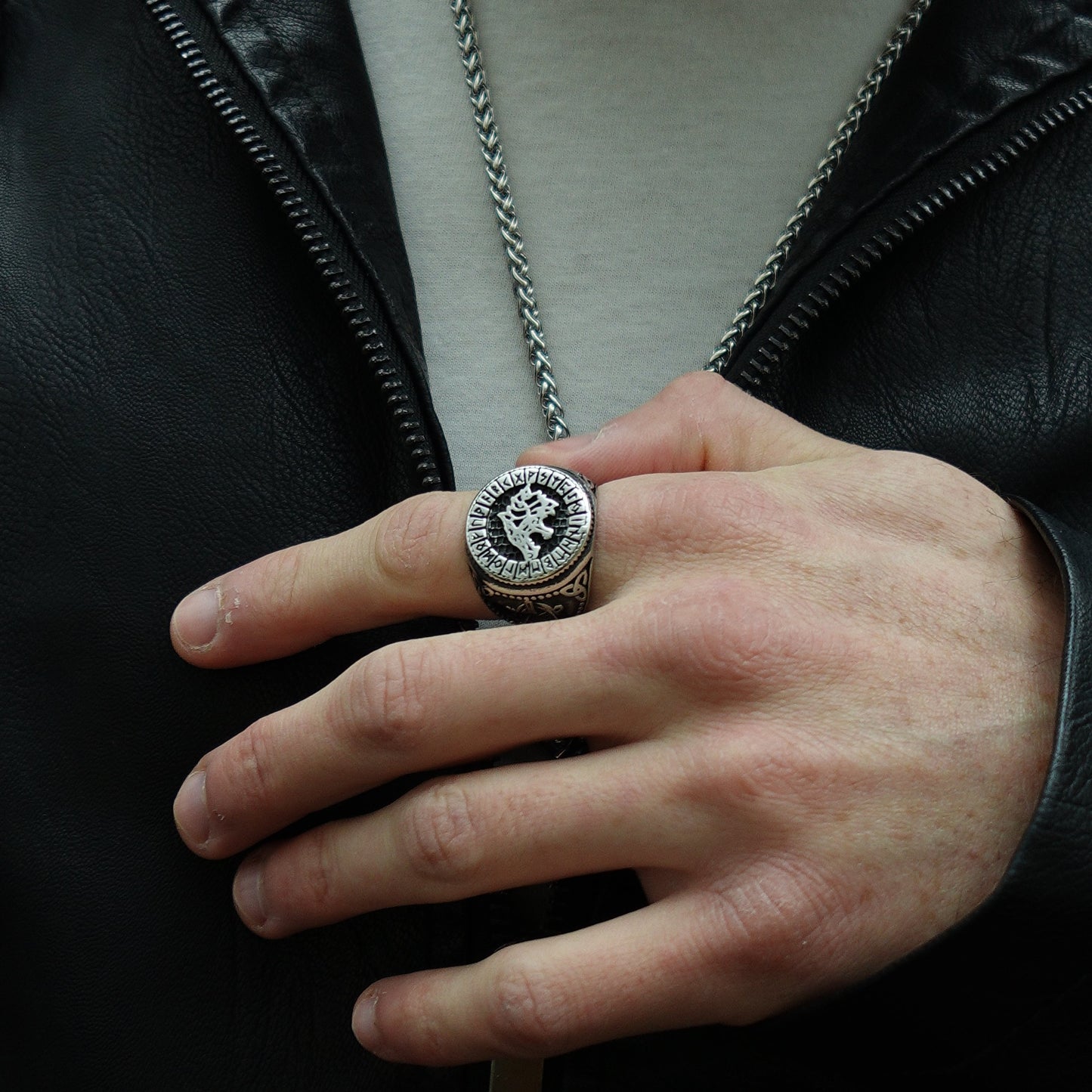 Anillo Lobo