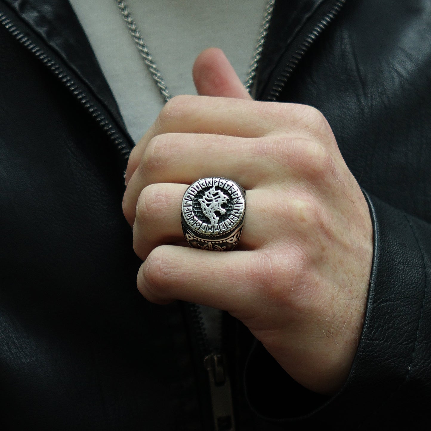 Anillo Lobo