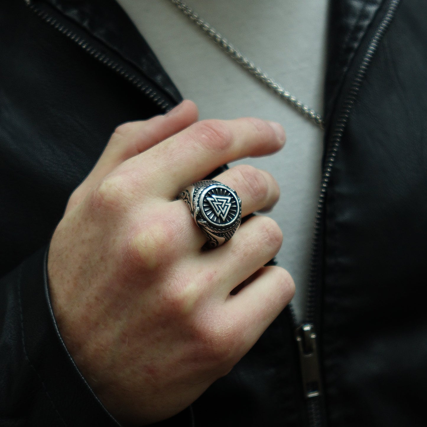 Anillo Valknut