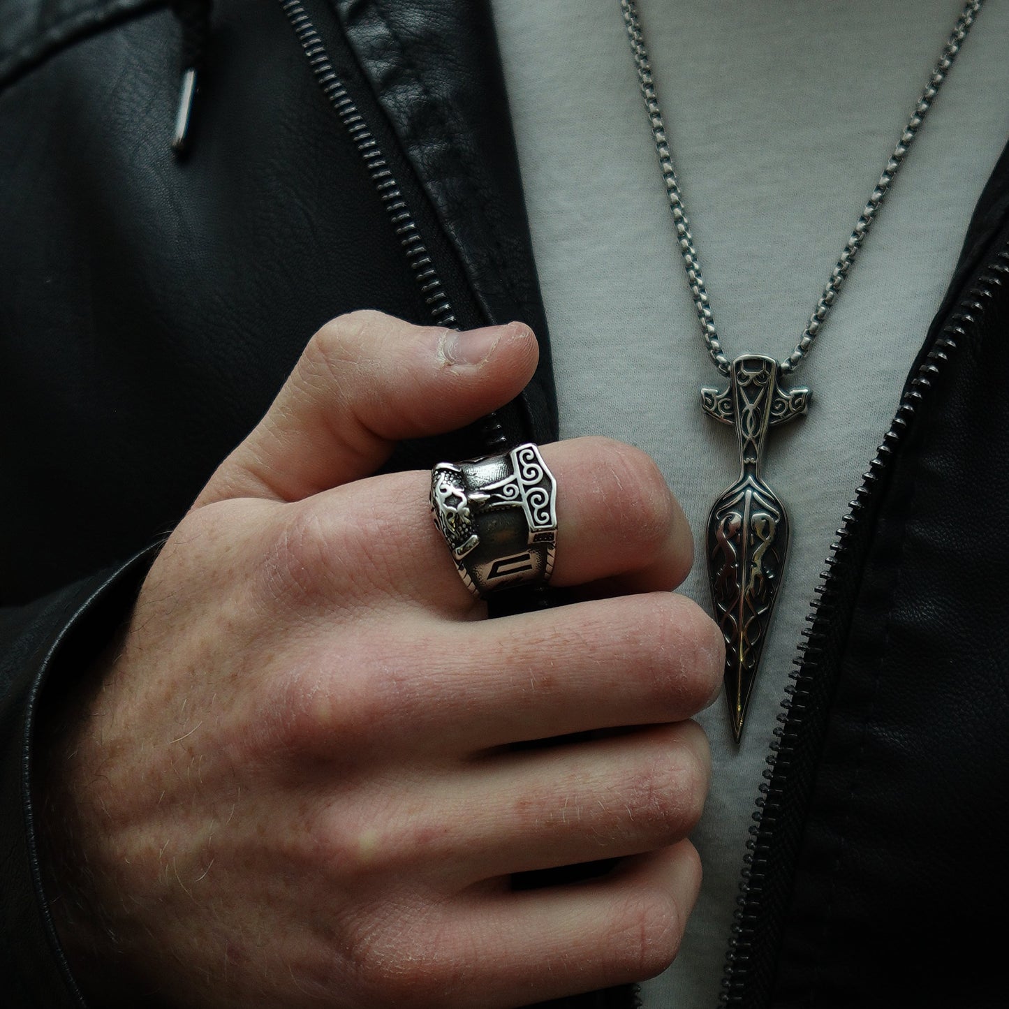 Anillo Thor