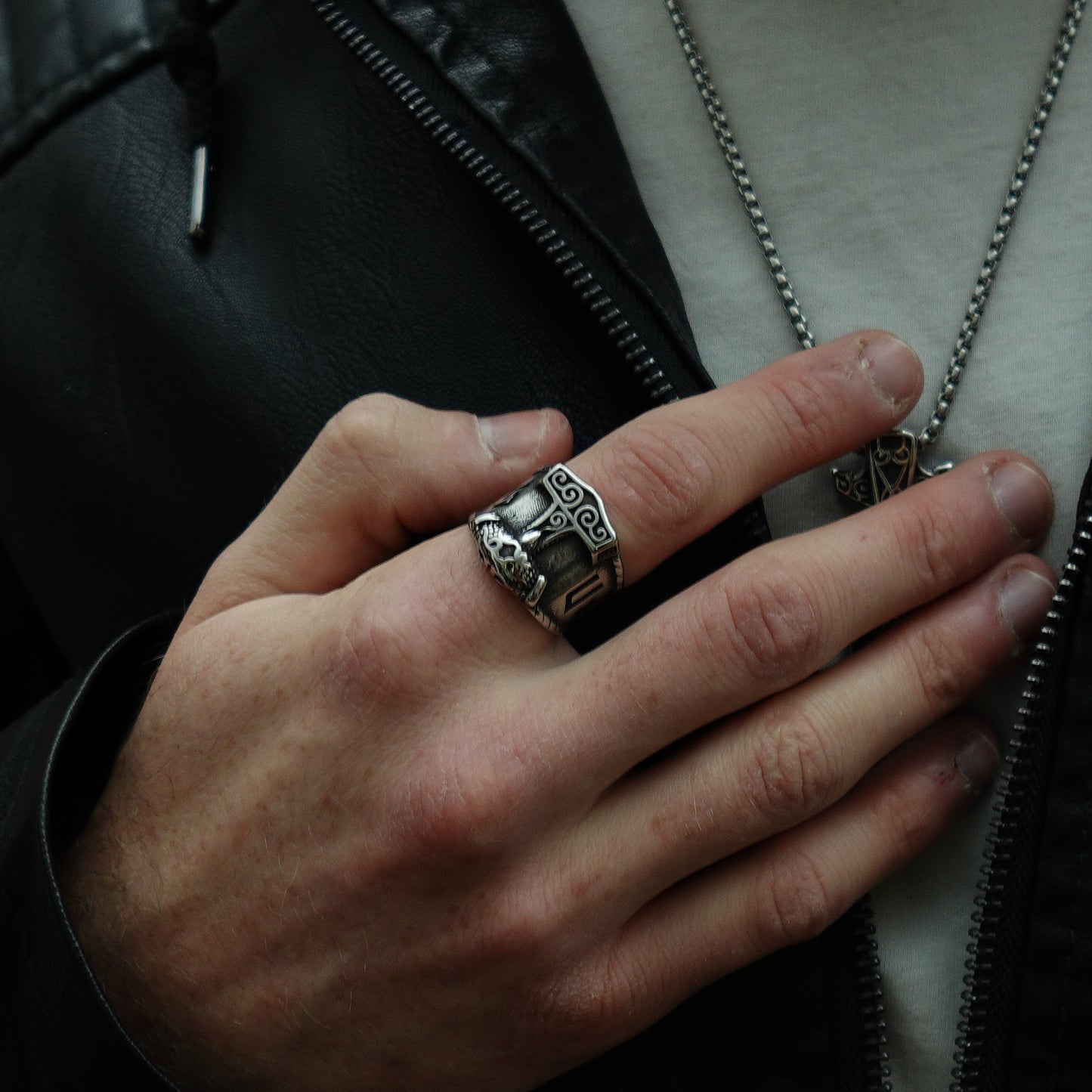 Anillo Thor