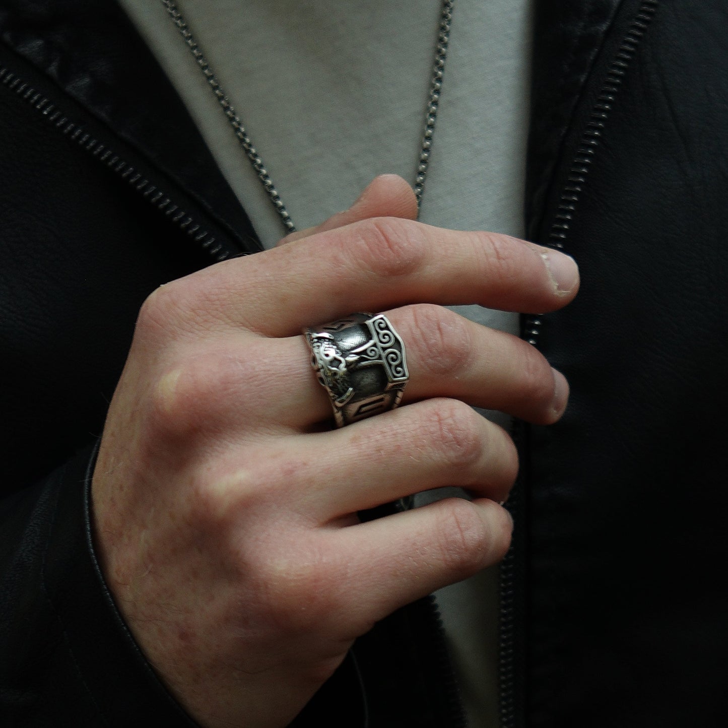Anillo Thor