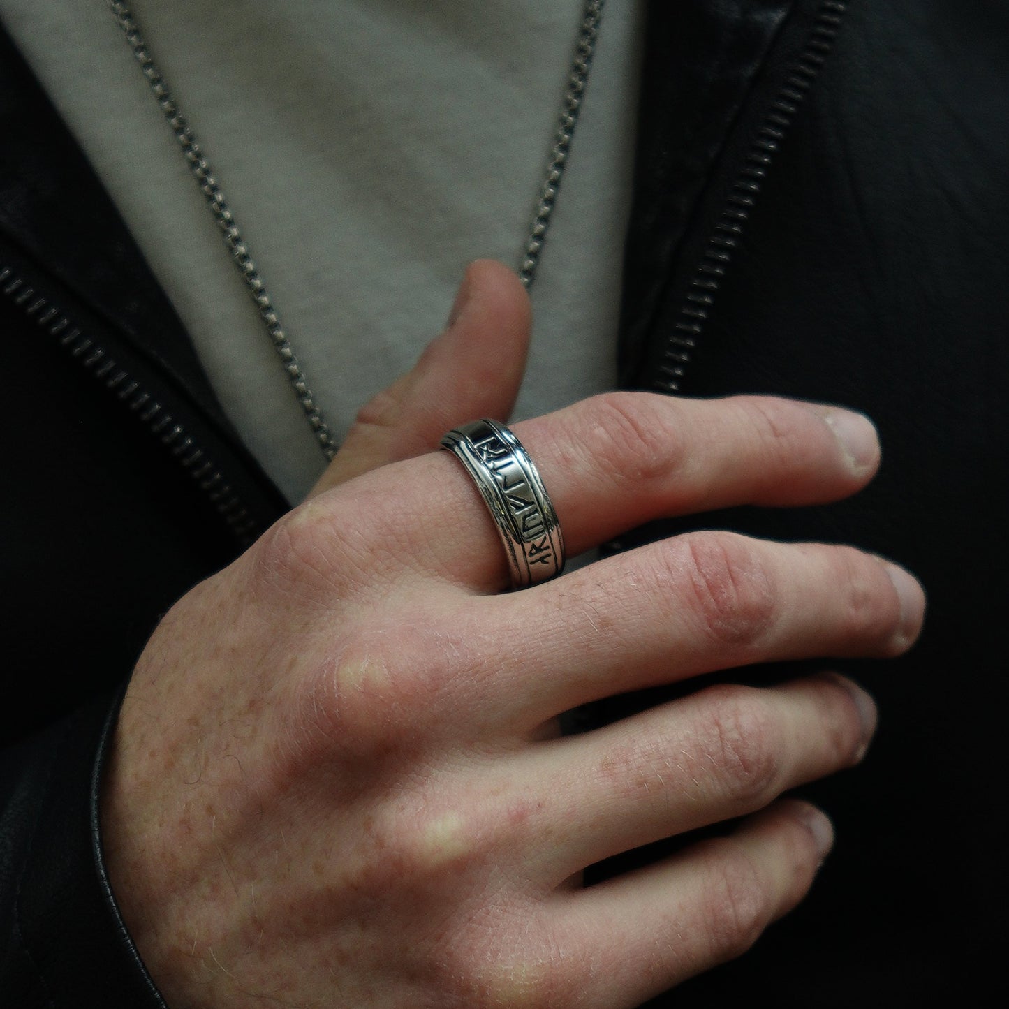 Anillo Destino