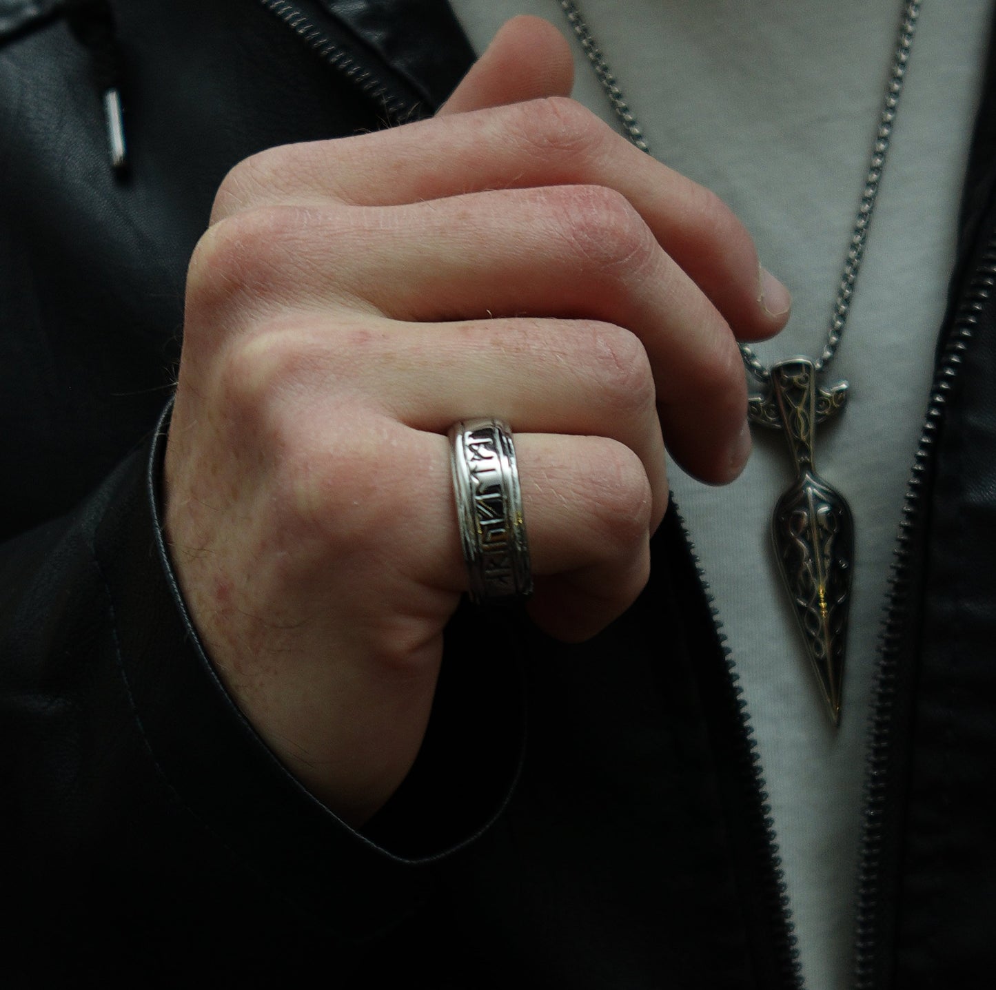 Anillo Destino