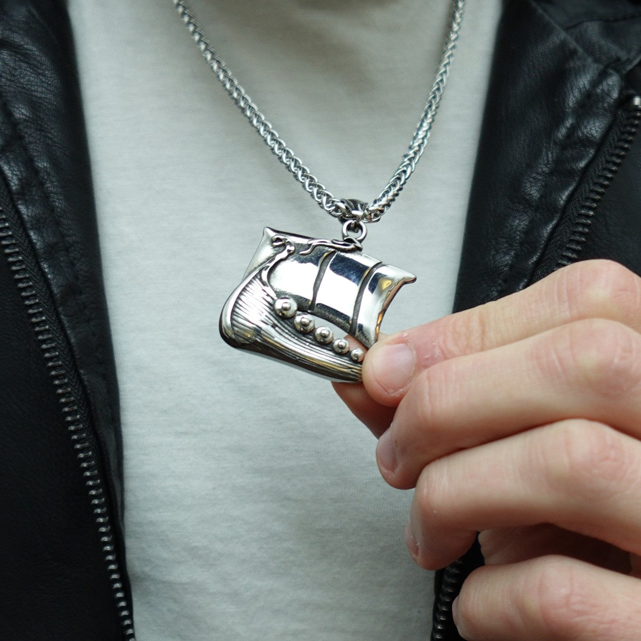 Collar Drakkar
