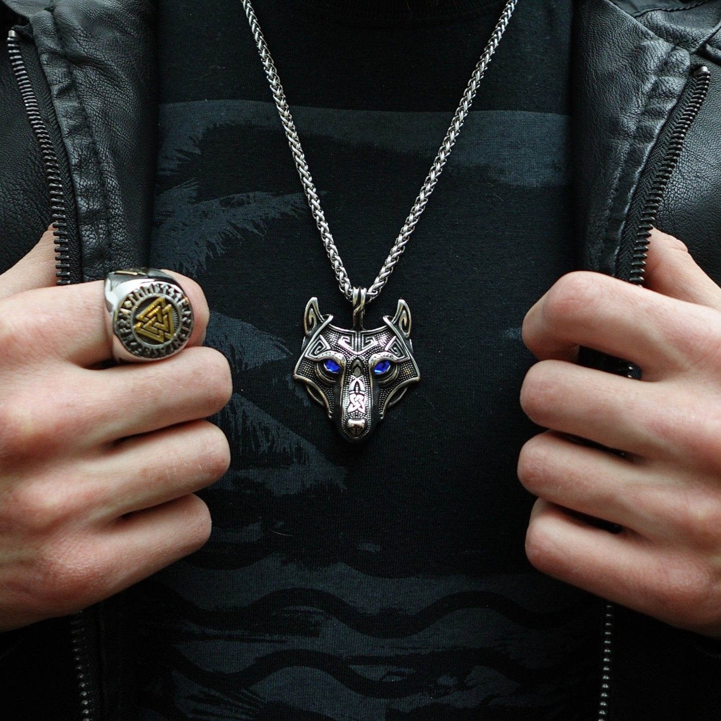 Collar Lobo Sereno