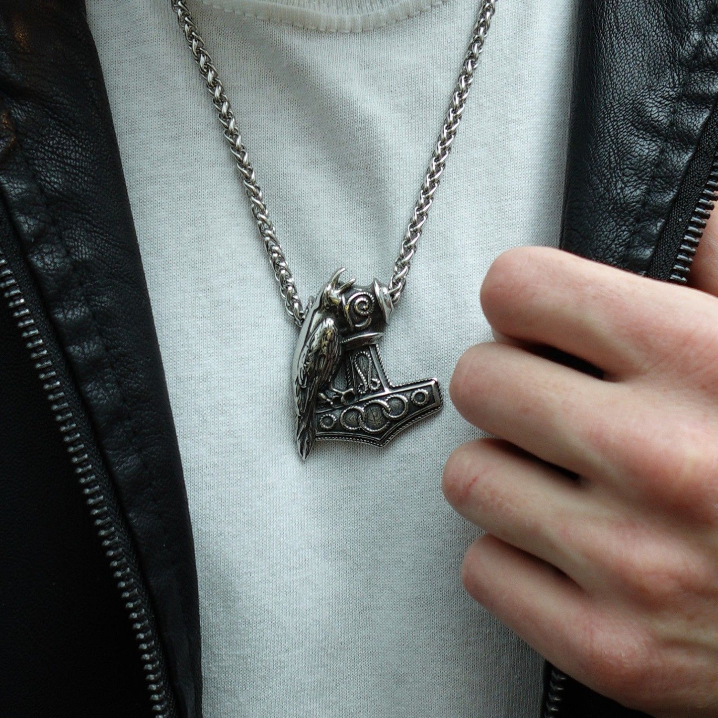 Collar Alas de Poder
