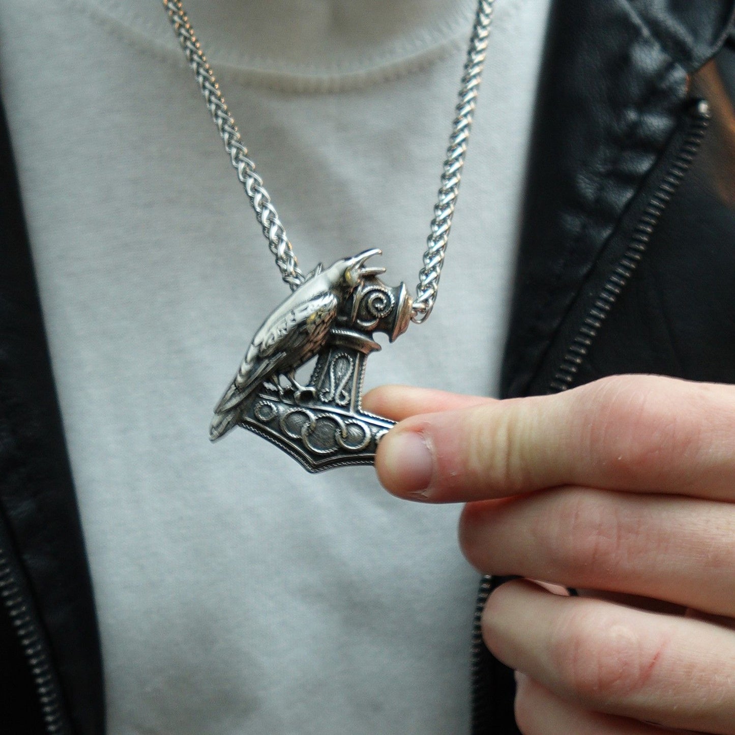 Collar Alas de Poder