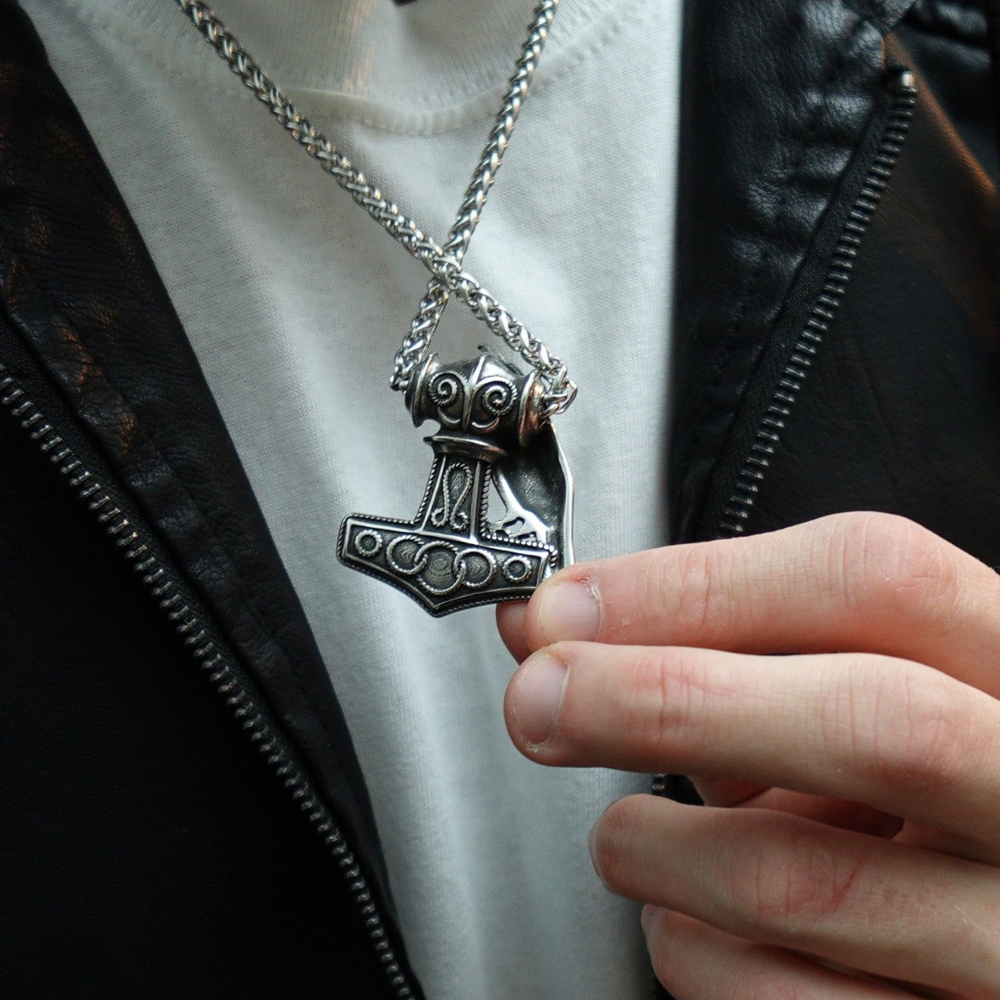Collar Alas de Poder