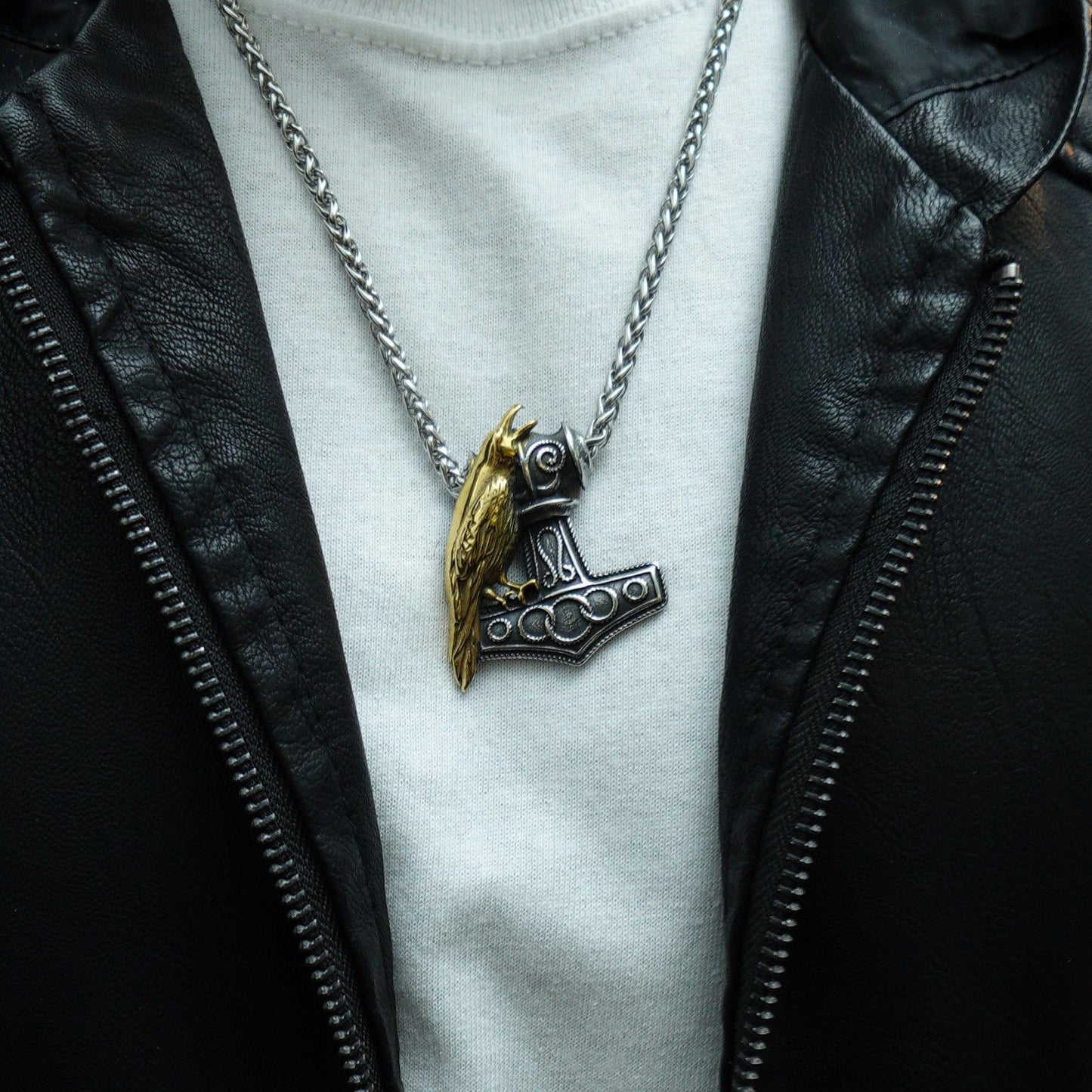 Collar Alas de Poder Oro