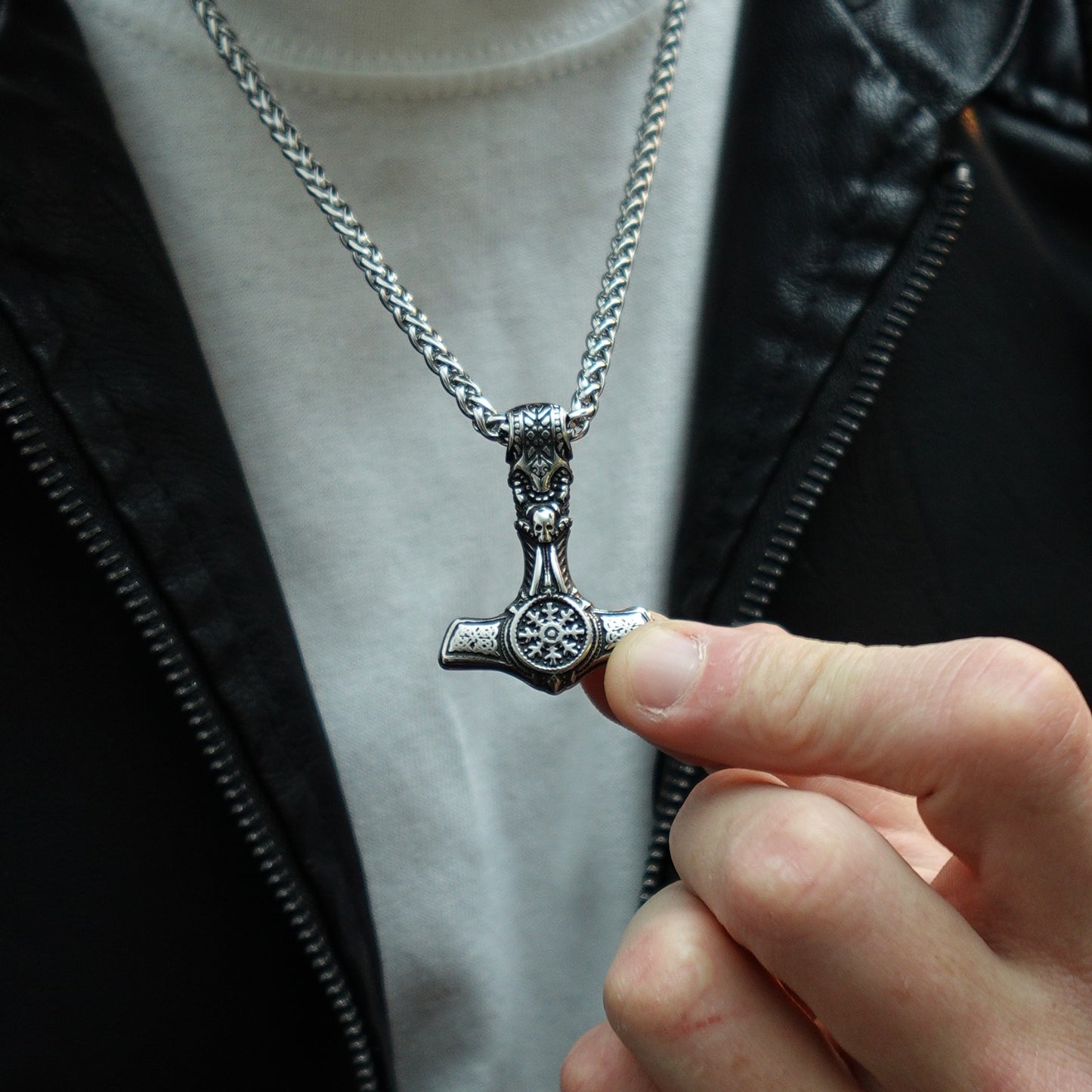 Collar Mjölnir IV