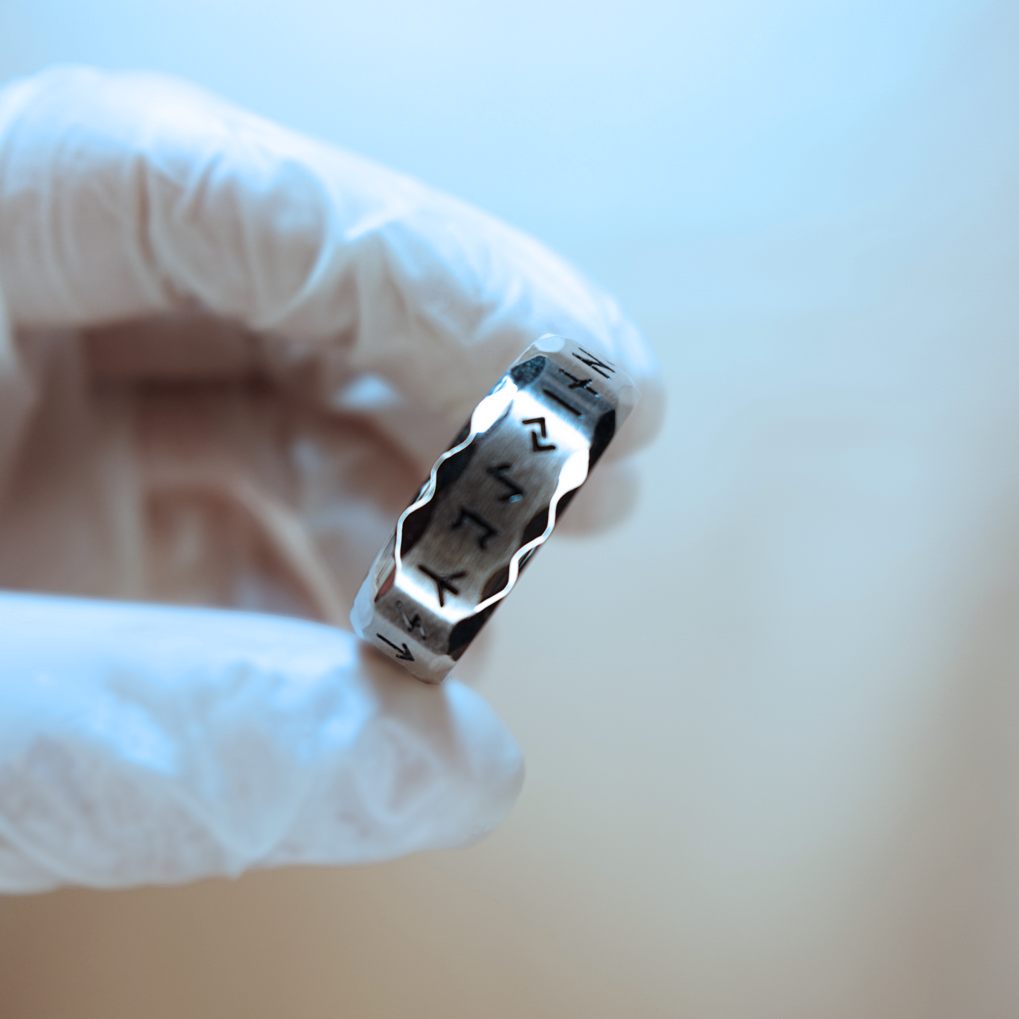 Anillo Rúnico II