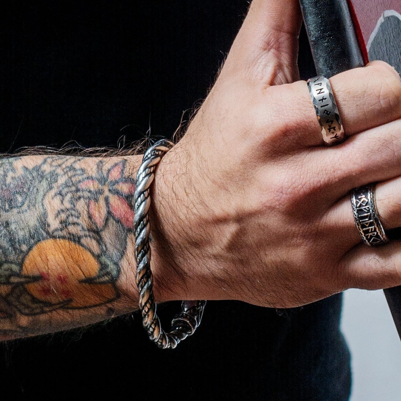 Brazalete Orgullo Valhalla