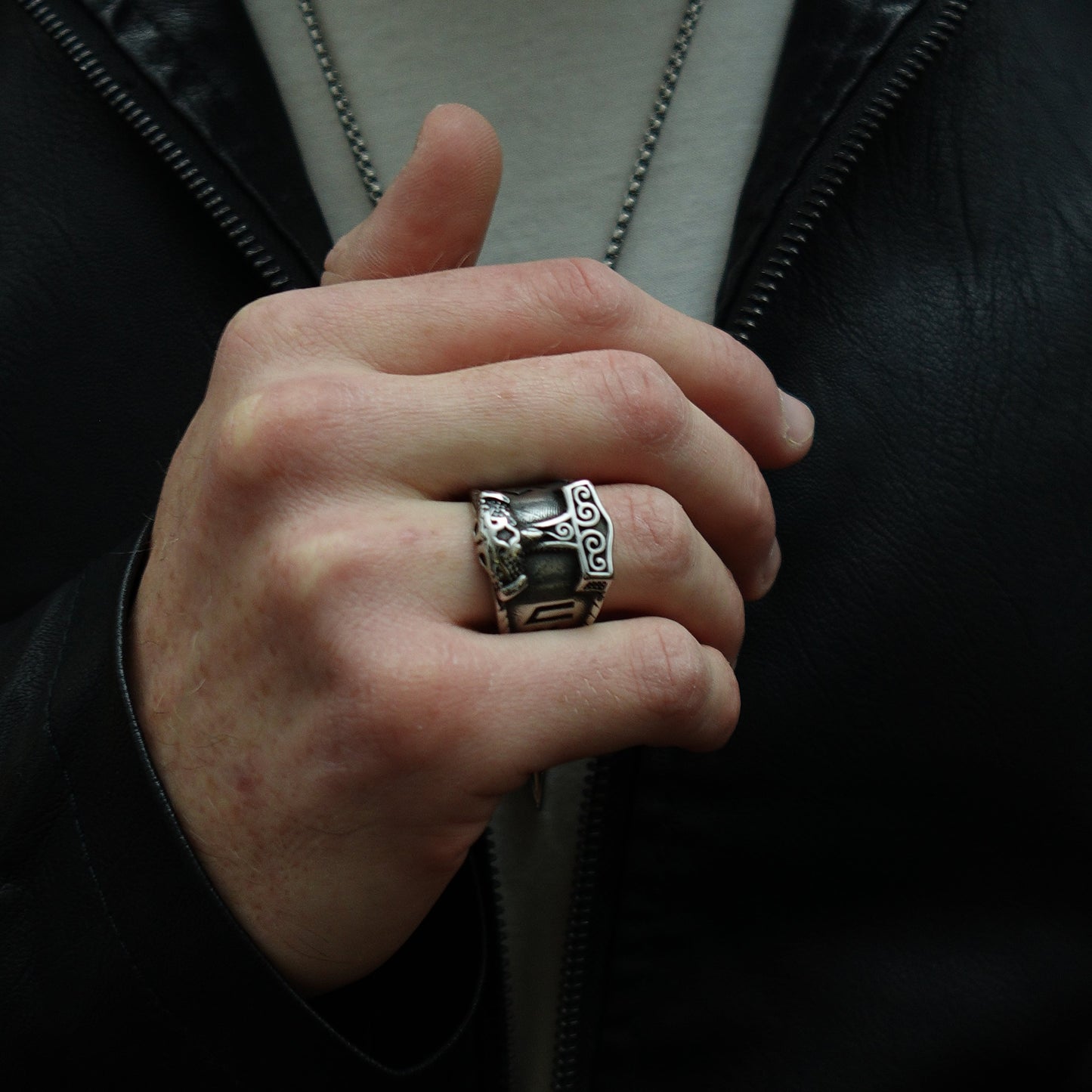 Anillo Thor
