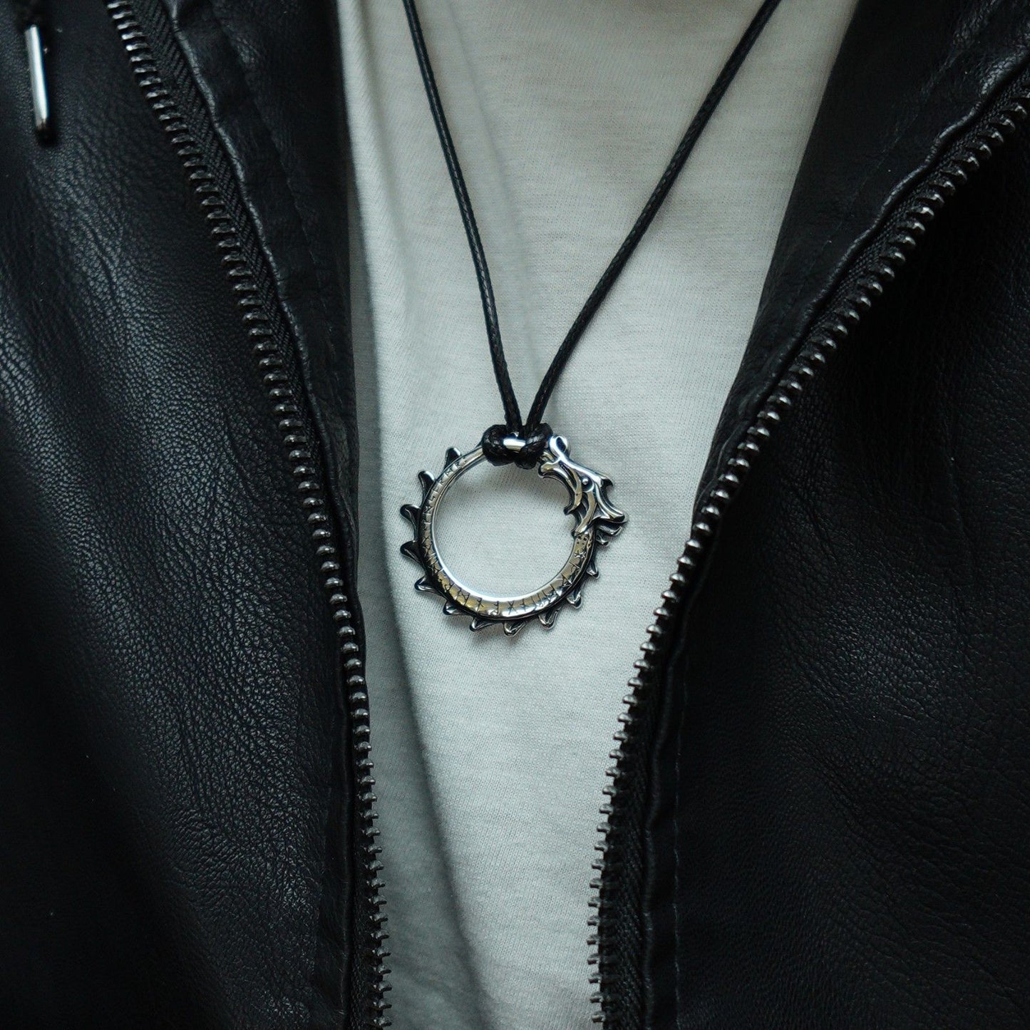 Colgante Anillo Rúnico