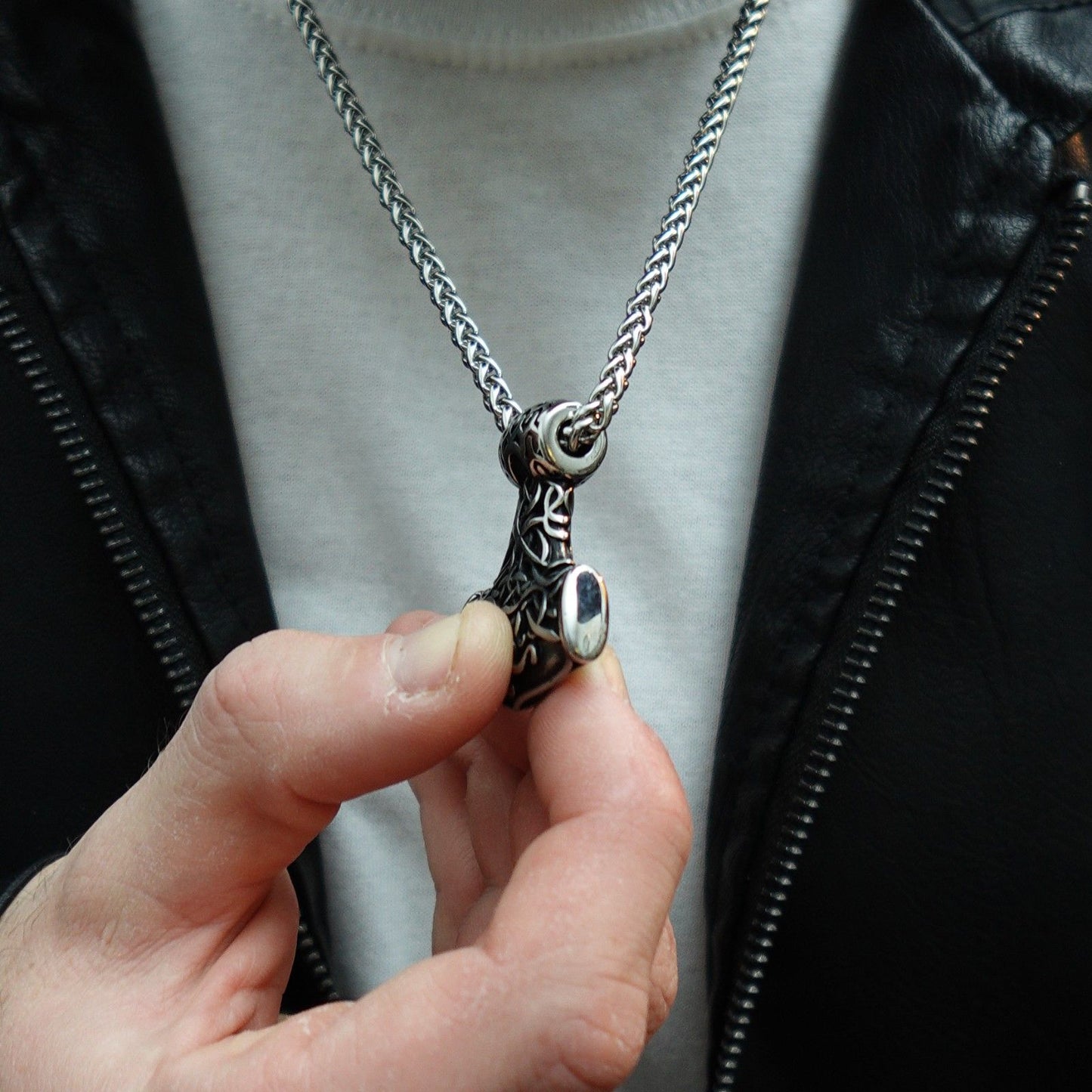 Collar Mjölnir II