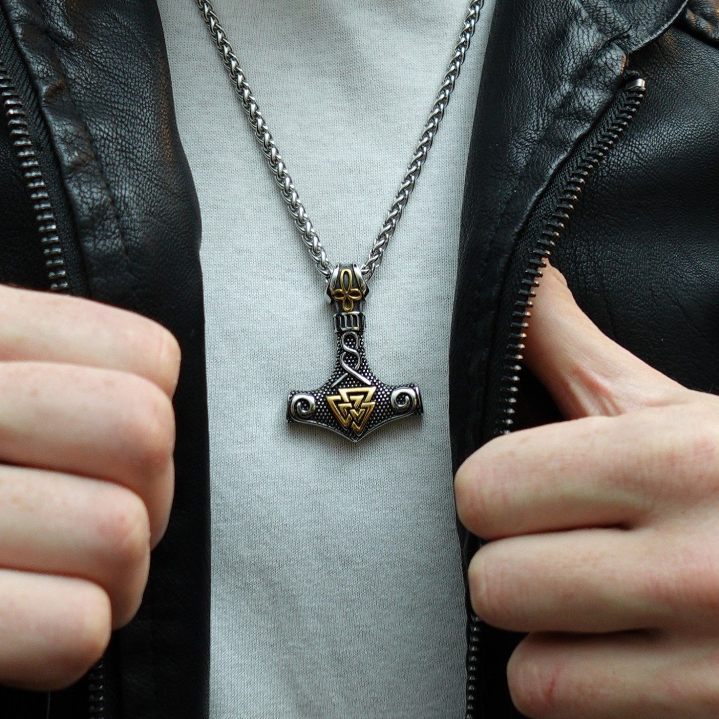 Collar Mjölnir X