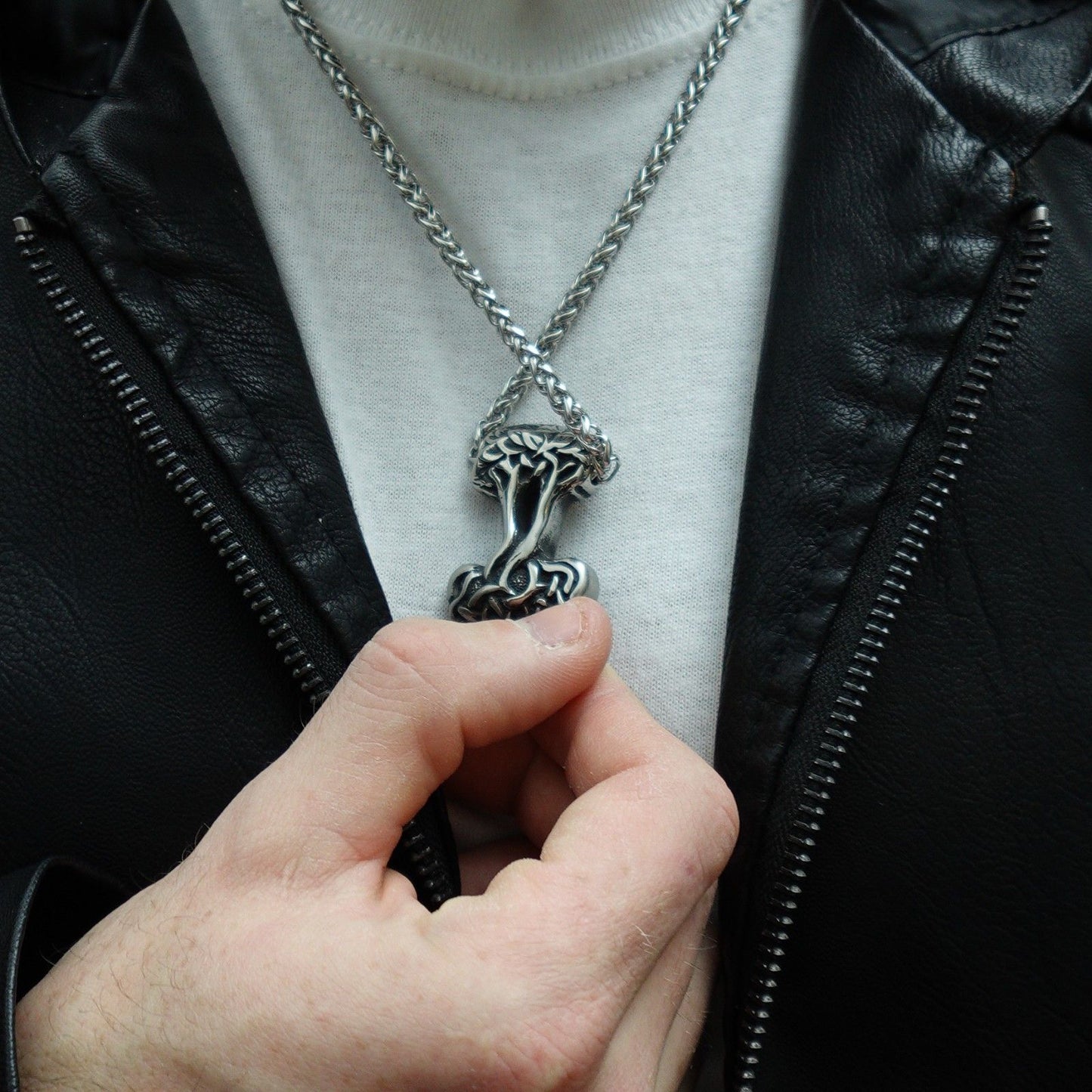 Collar Árbol del Mundo