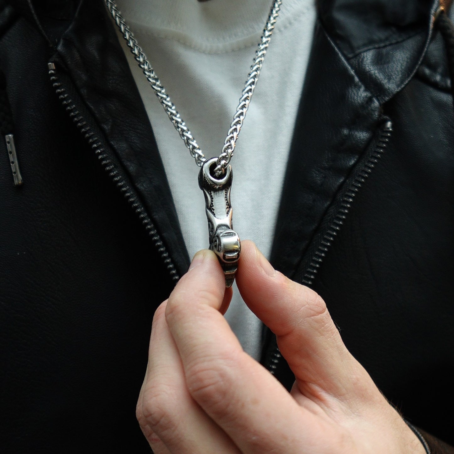 Collar Fuerza Intricada